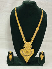 Long Splendid Necklace Set with Gold Plating