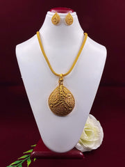 Antique Pear Shape Golden Pendant set
