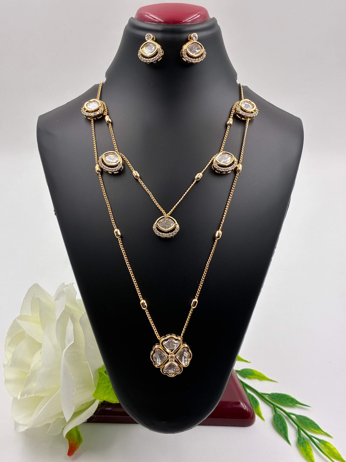 Kundan Twin Chain Floral Pendant Set