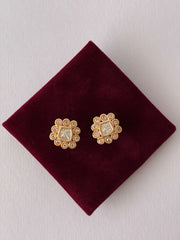 Kundan White Classic Stud Earring