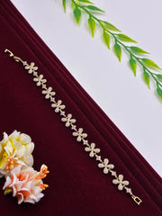 Western style CZ floral Sequence Bracelet