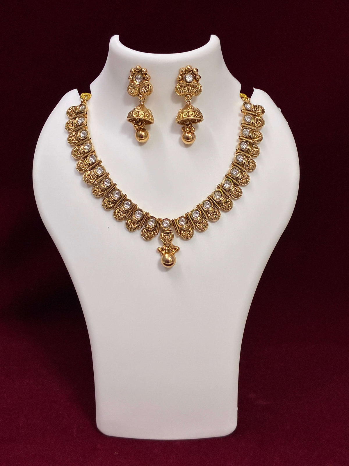 Antique Elegant Line Necklace Set