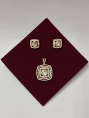 Kundan Square Pendant set