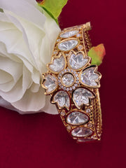 Kundan Openable Splendid Floral Kada