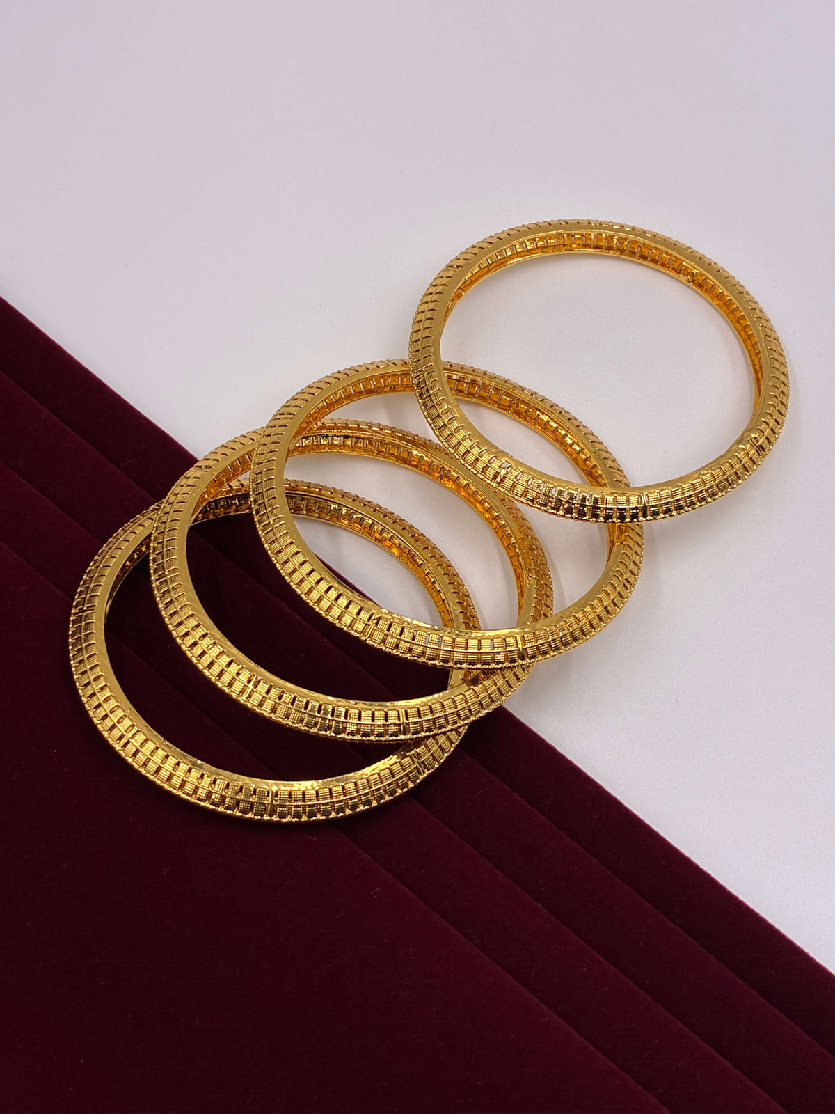 Antique Classic Gold Bangle