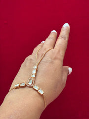 Kundan delicate Hathphool