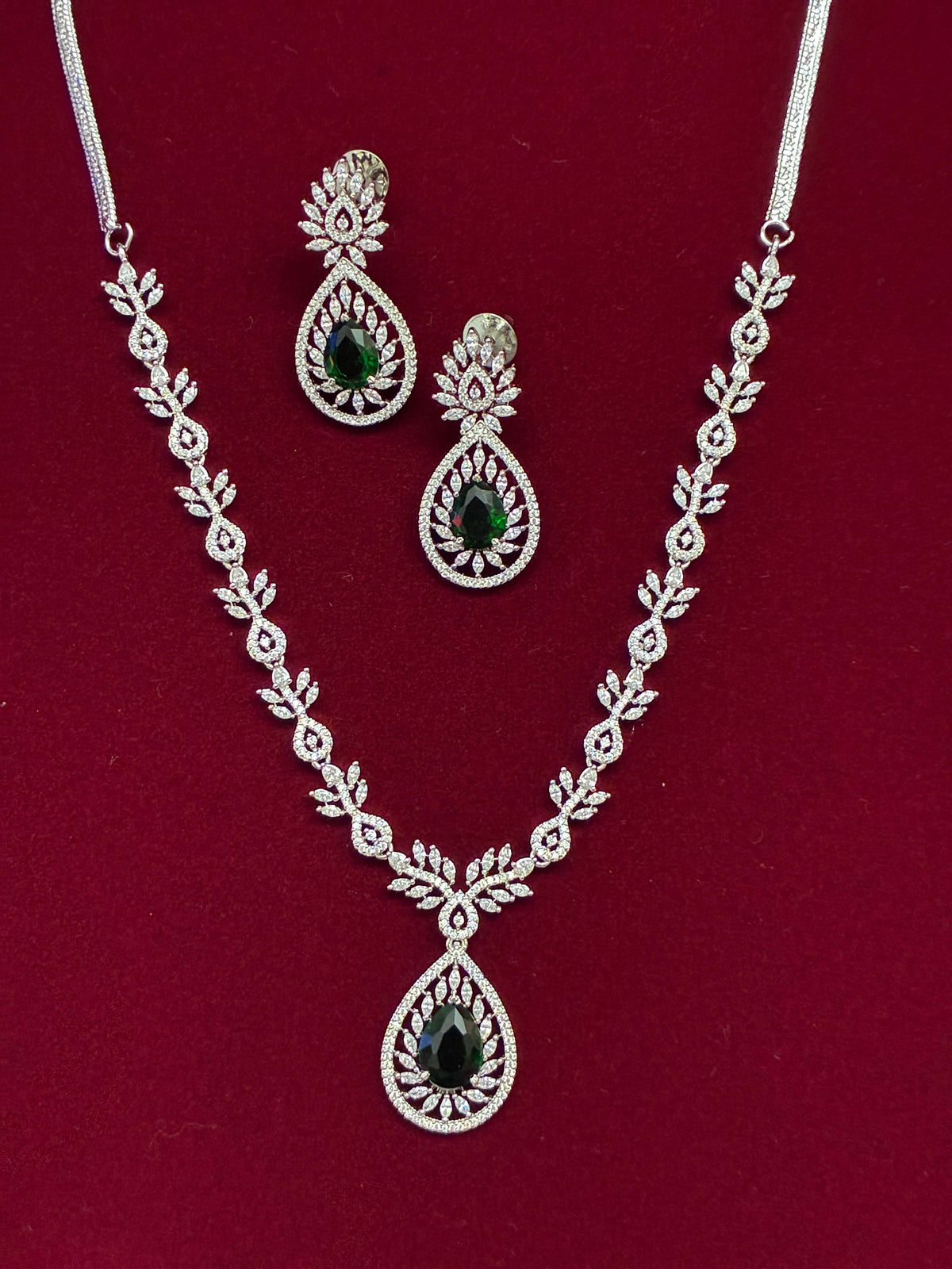 CZ Emerald Green Tear Drop Necklace Set