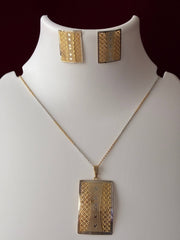 Delicate Rectangle Shape CNC Pendant set