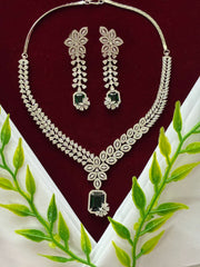 CZ Emerald White Splendid Necklace set