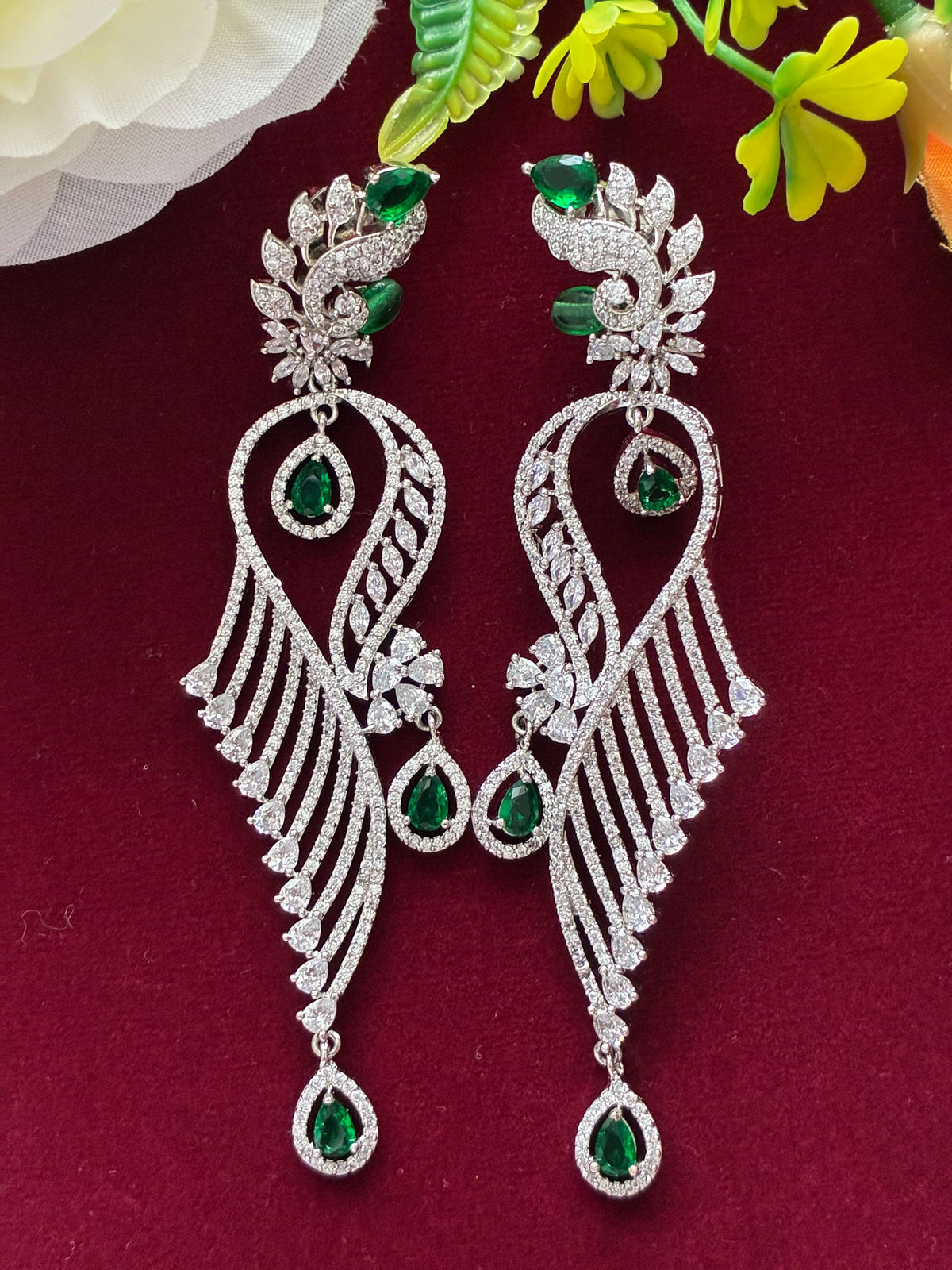 CZ Emerald green adorable Earring