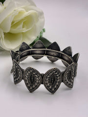 Oxidised Openable Exquisite Kada